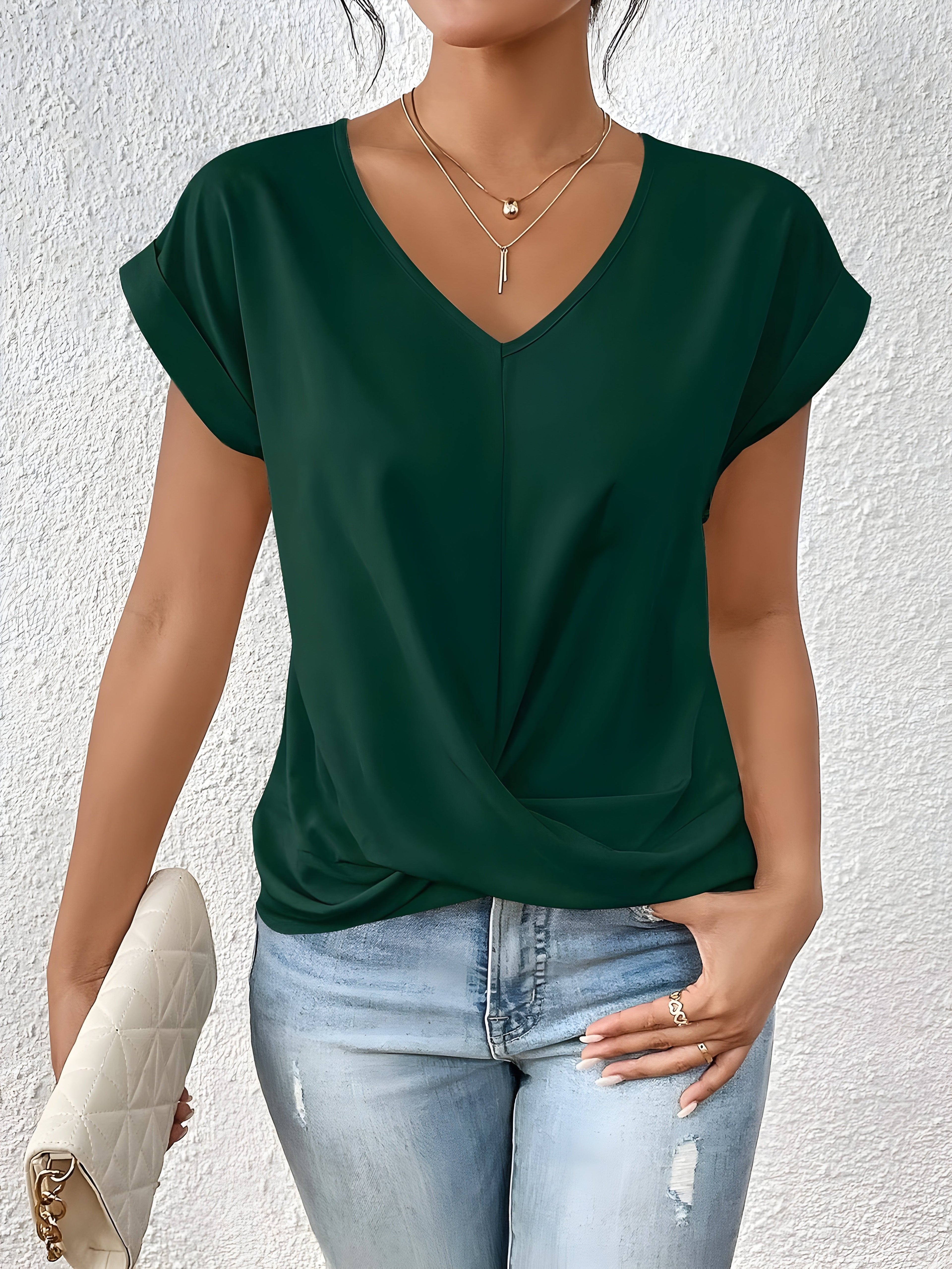 Valenzora | Casual V-neck T-shirt