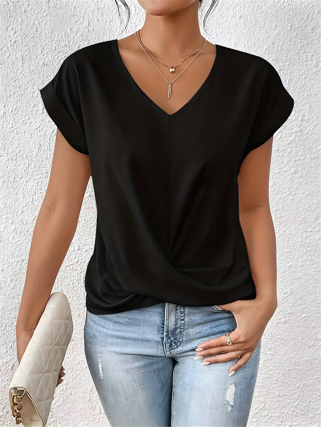 Valenzora | Casual V-neck T-shirt