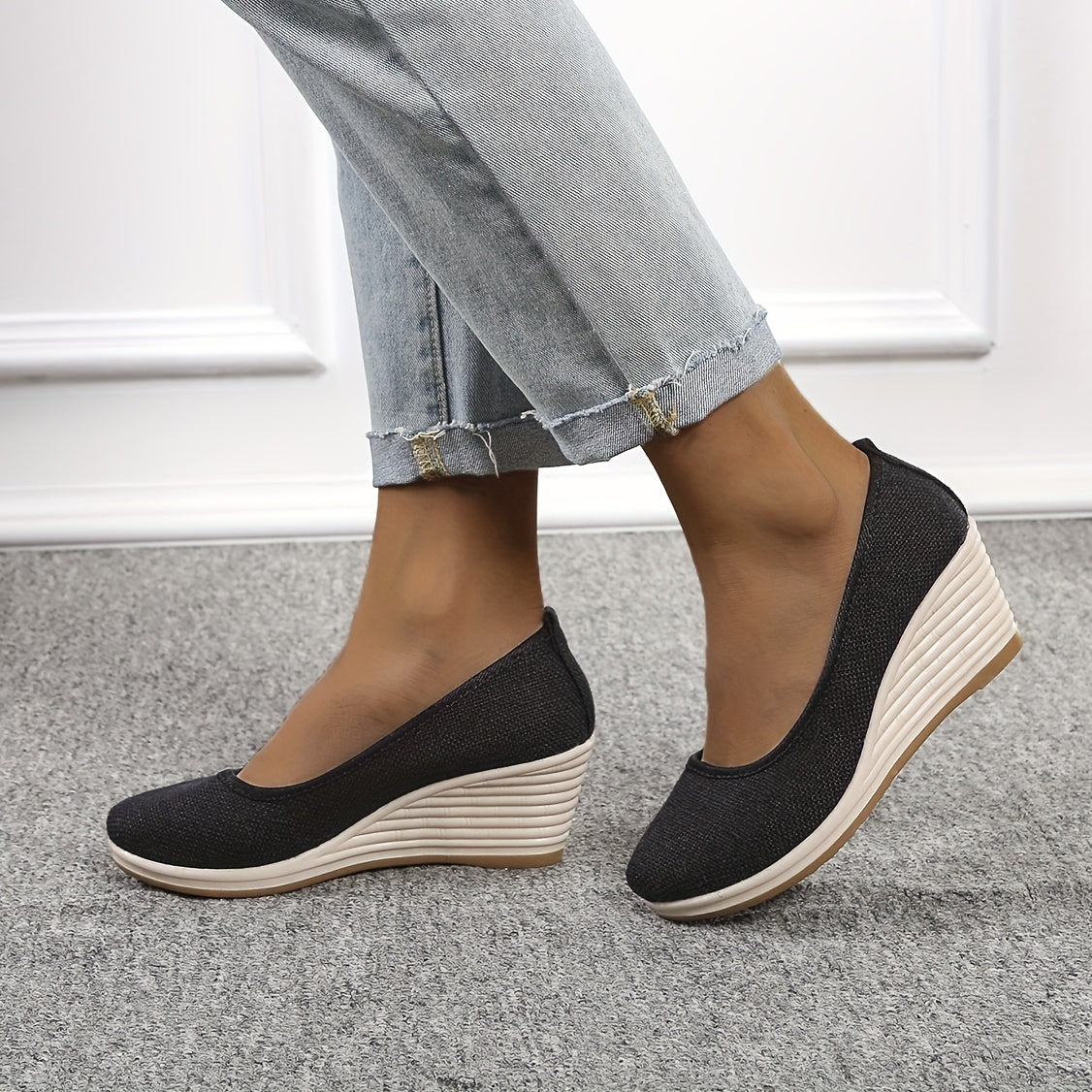Valenzora | Breathable wedge heel slippers