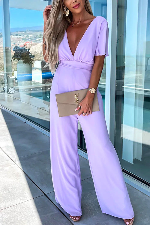 Valenzora | Rosiedress Jumpsuit mit tiefem V-Ausschnitt, Rüschenärmeln, hoher Taille und weitem Bein