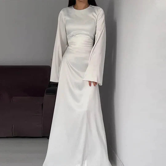 Valenzora | Lange Satinkleider für Damen Stil