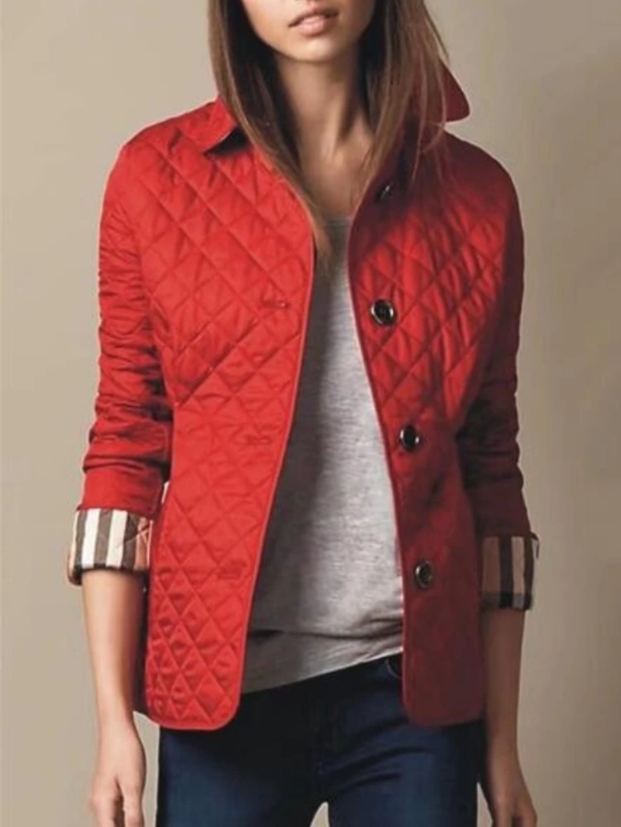 Valenzora | Short quilted women's jacket with buttons and collar, elegant