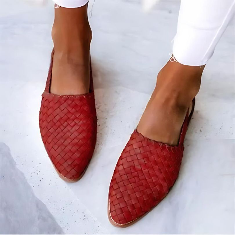 Valenzora | Handmade Woven Sandals