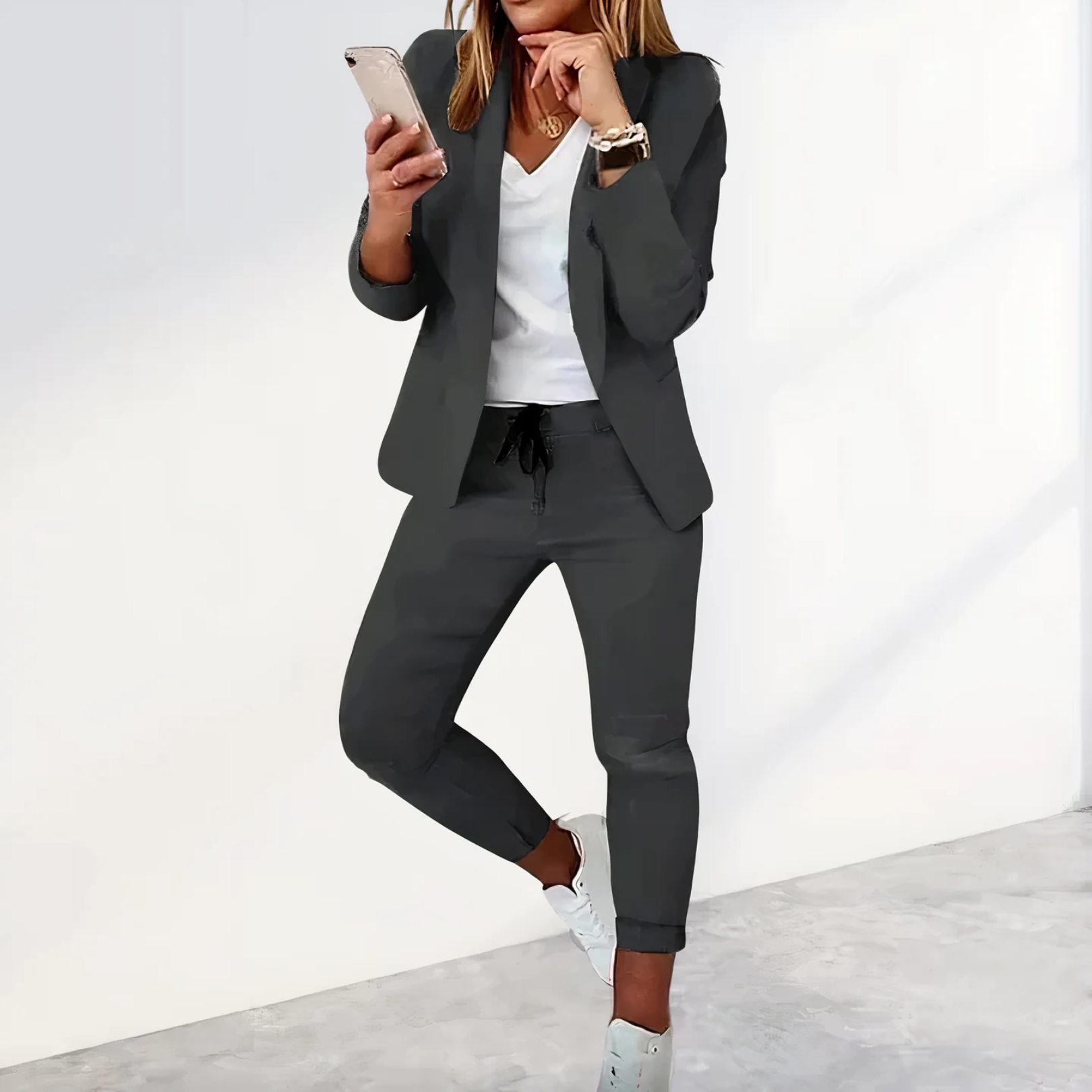 Valenzora | Blazer and trouser suit for women