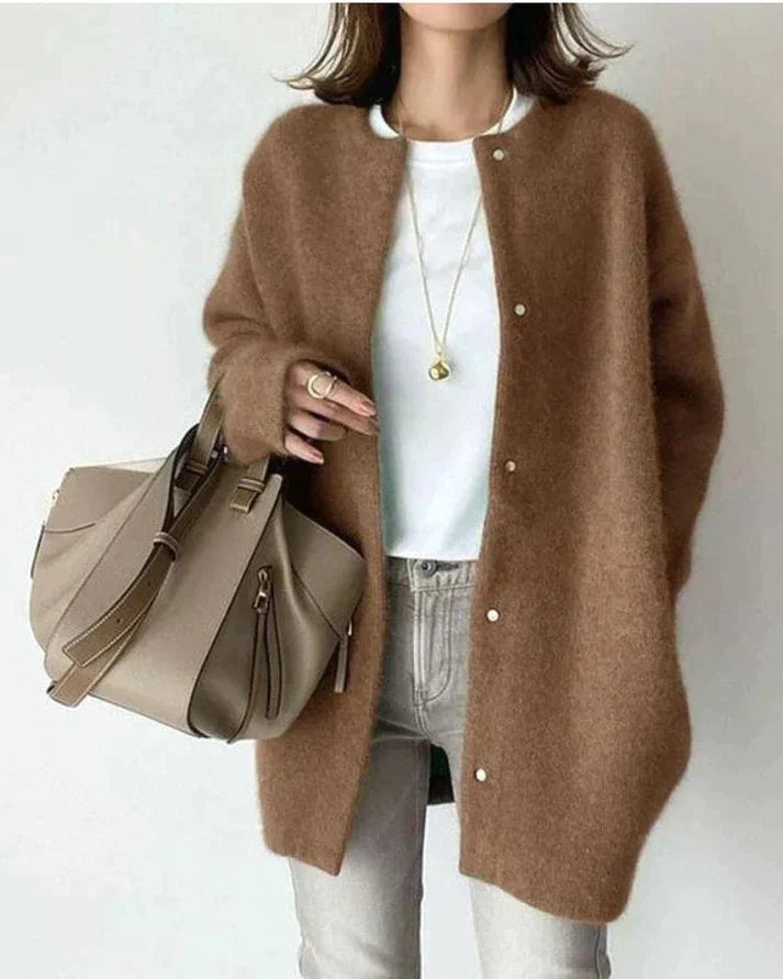 Valenzora – Elegante und weiche Strickjacke