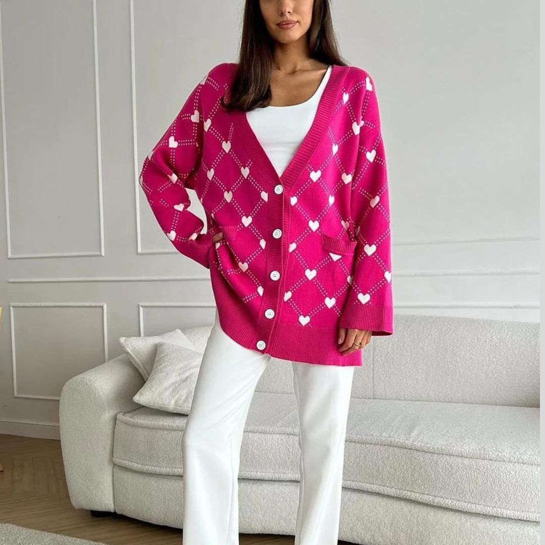 gestrickte Damenstrickjacke