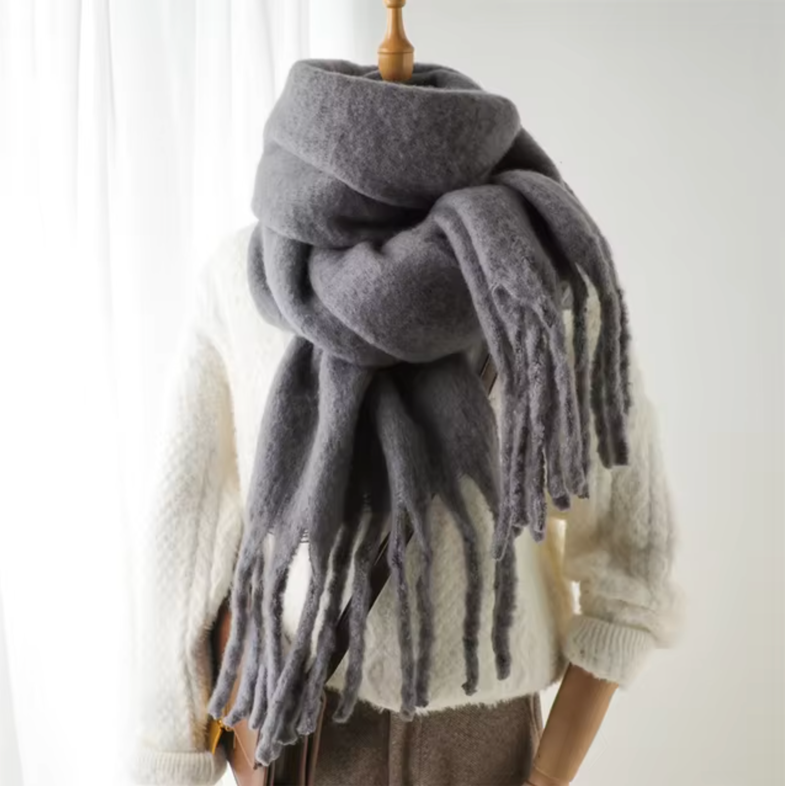 Valenzora | Cashmere winter scarf