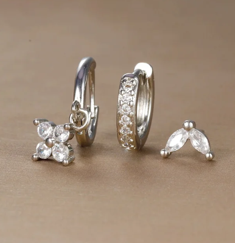 Valenzora | Sophisticated Earrings Set for Women