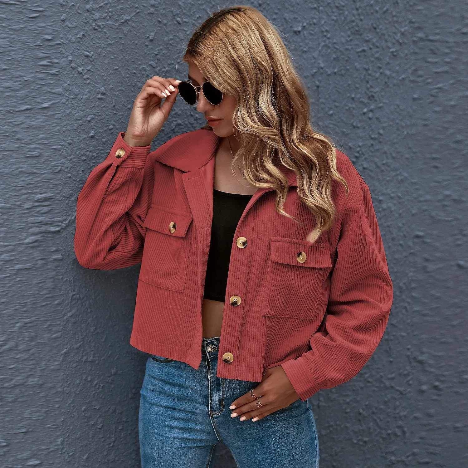 Valenzora | Elegant Pink Women's Summer Jacket with Turn-Up Collar