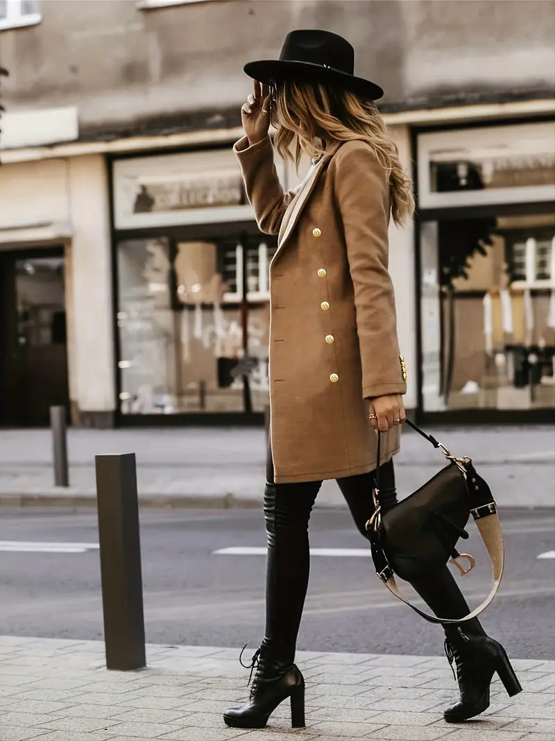 A fashionable and effortless garment