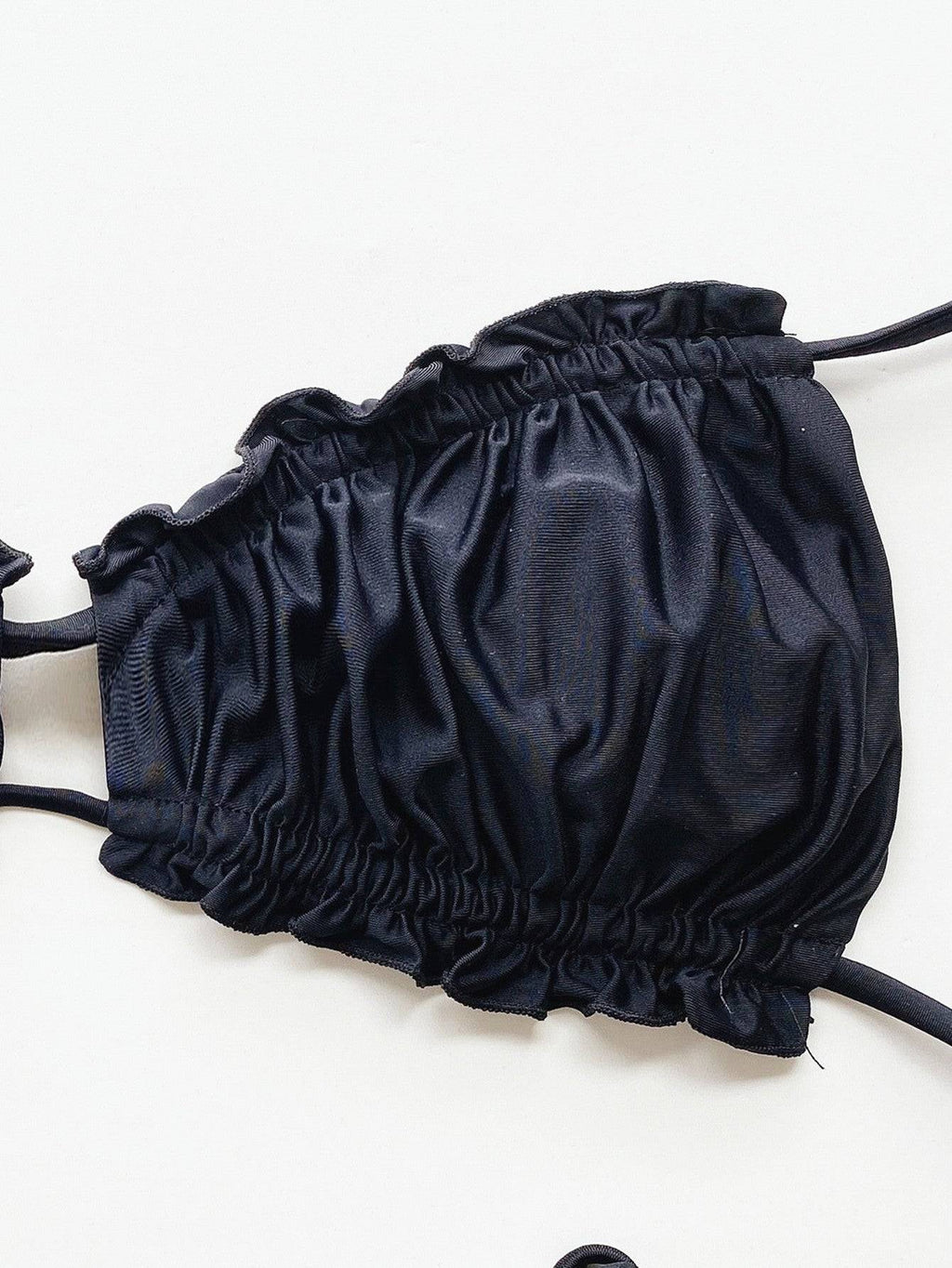 Valenzora | Ruffled halterneck bikini set