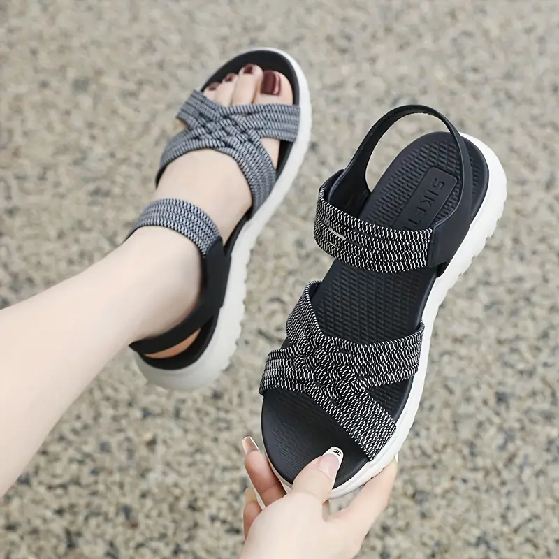 Feet | Women's Flip Flops: Colorful and comfortable