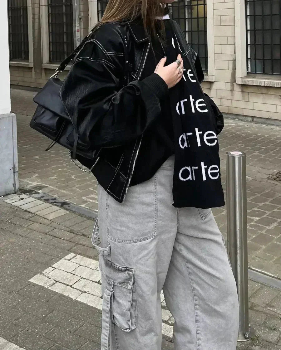 Valenzora | Vintage-style leather bomber jacket