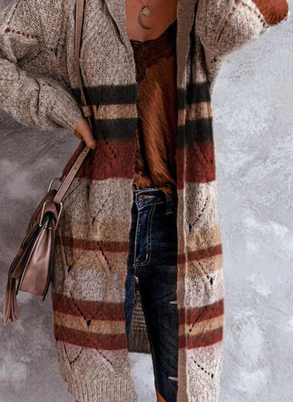 Valenzora | Modische Strickjacke mit Kapuze