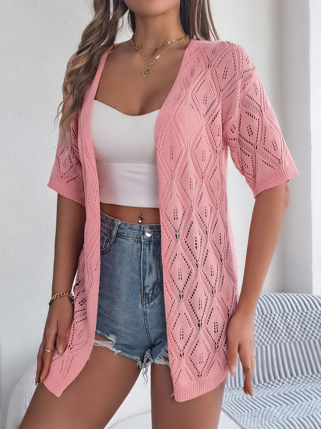 Valenzora | Offen geschnittene Strickjacke mit kurzen Ärmeln