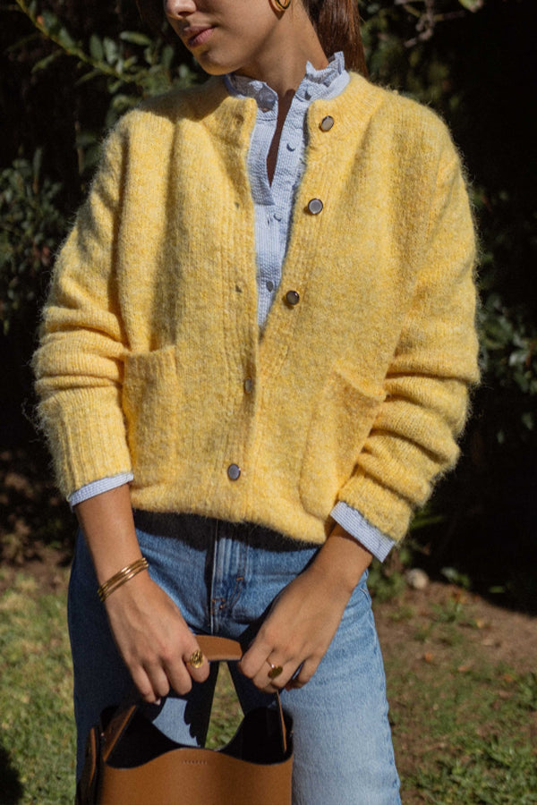 Valenzora | Rundhals-Strickjacke in entspannter Passform