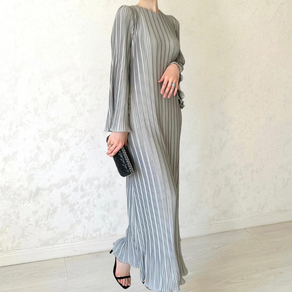 Valenzora | Sophisticated pleated maxi dress for women