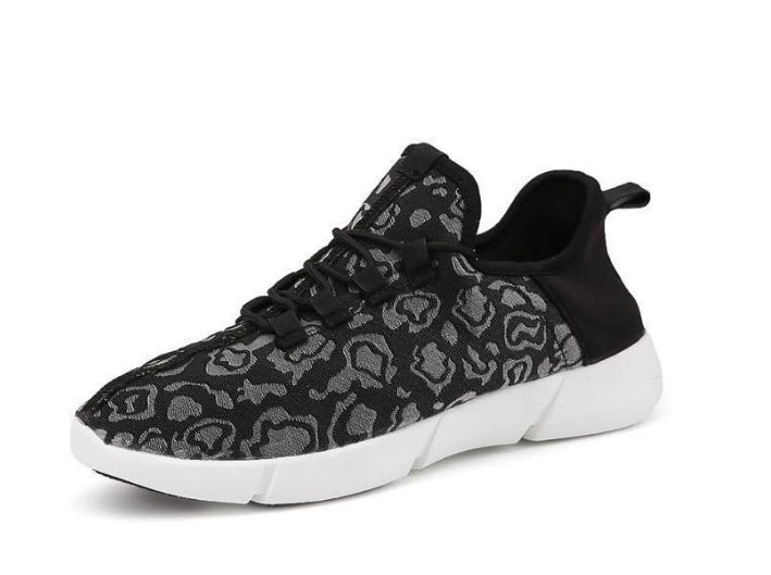 Valenzora | Light-up Sneakers with USB Charging
