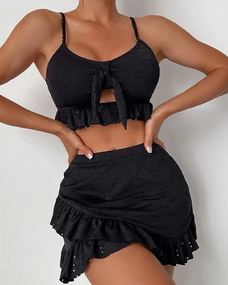 Valenzora | Three-piece bikini set with skirt