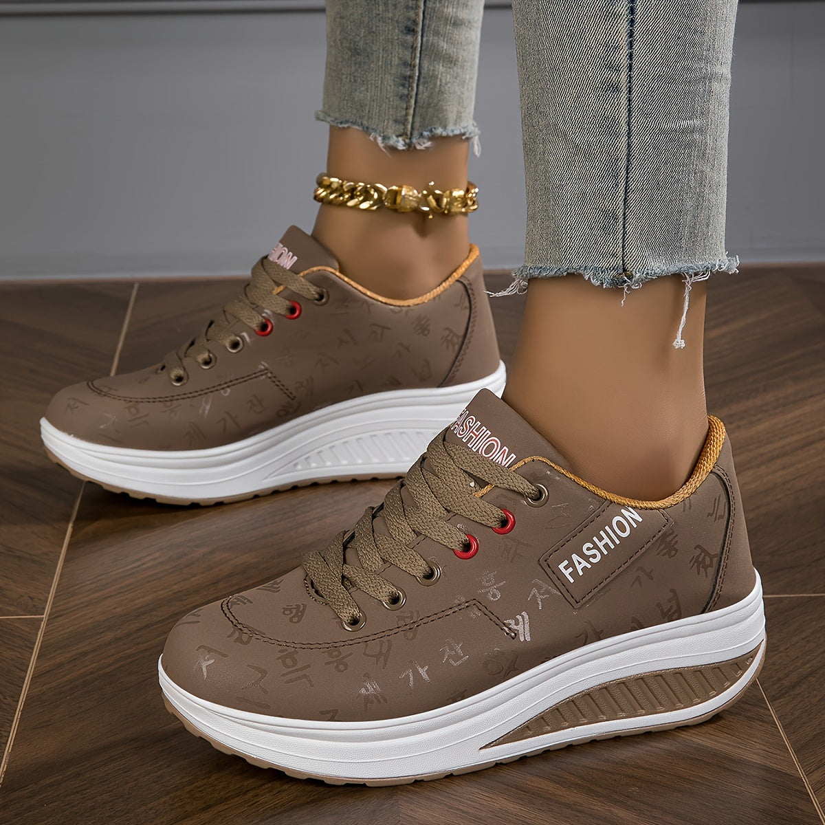 Valenzora | Comfortable non-slip hiking ankle boots