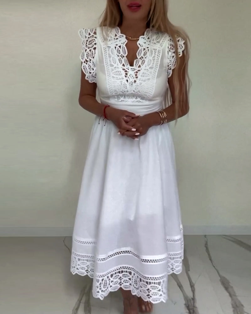 Valenzora | Elegant sleeveless dress in solid color lace with a V-neck