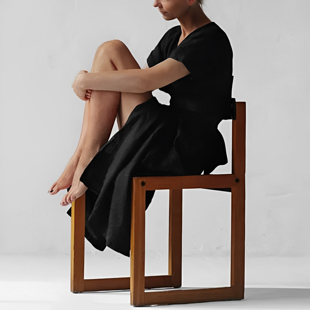 Valenzora - Knit dress with lacing and pockets