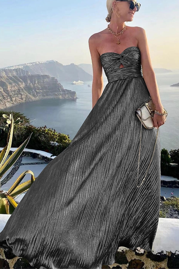 Valenzora | Elegant and shiny dress with exposed shoulders