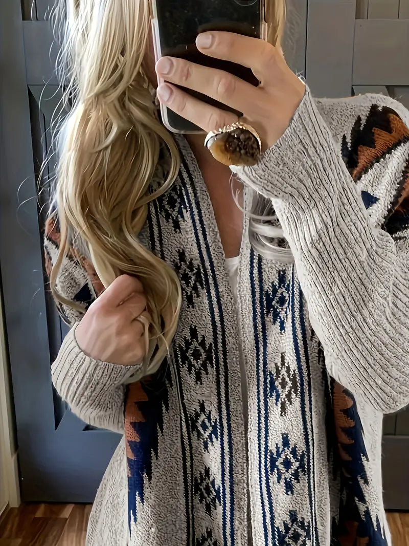 – Strickjacke mit Ethno-Muster