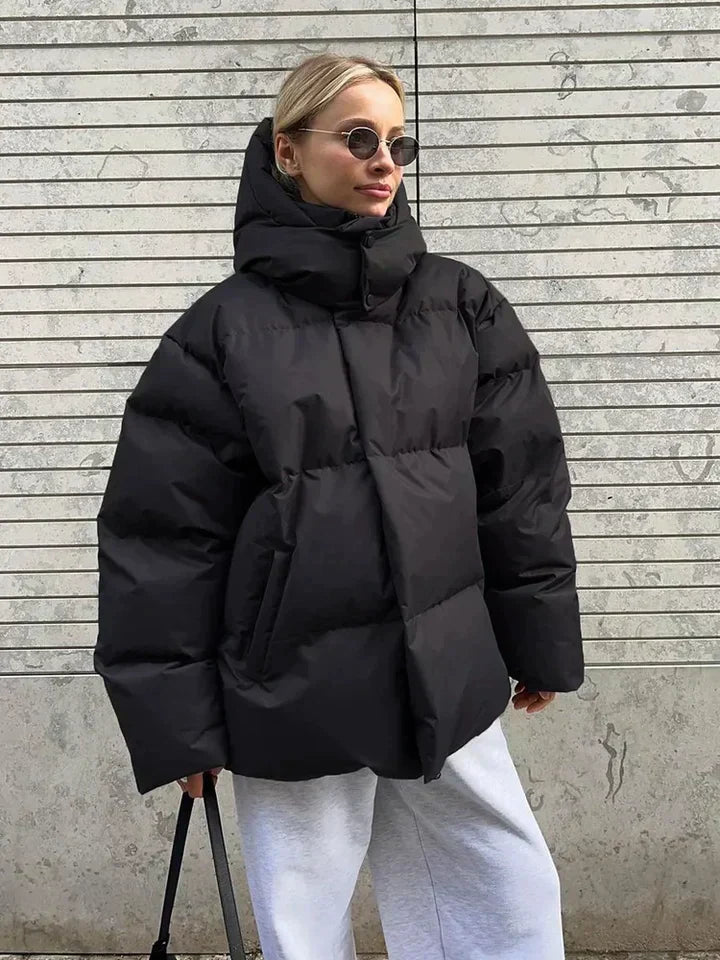 Valenzora Amsterdam | Elegant warm coat for women