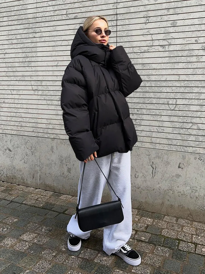 Valenzora Amsterdam | Elegant warm coat for women