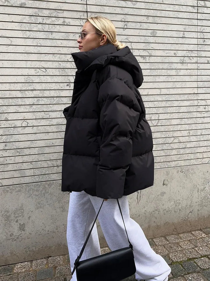Valenzora Amsterdam | Elegant warm coat for women