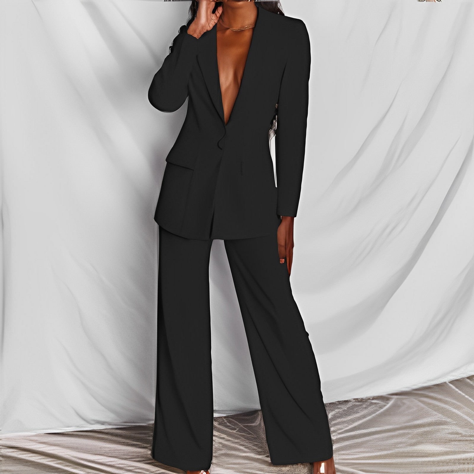 Valenzora | Elegant women's suit with long sleeves and trousers
