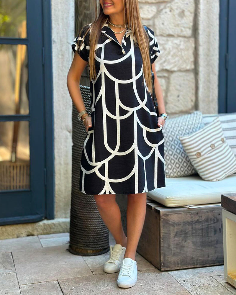 Short-sleeved midi dress with lapel print