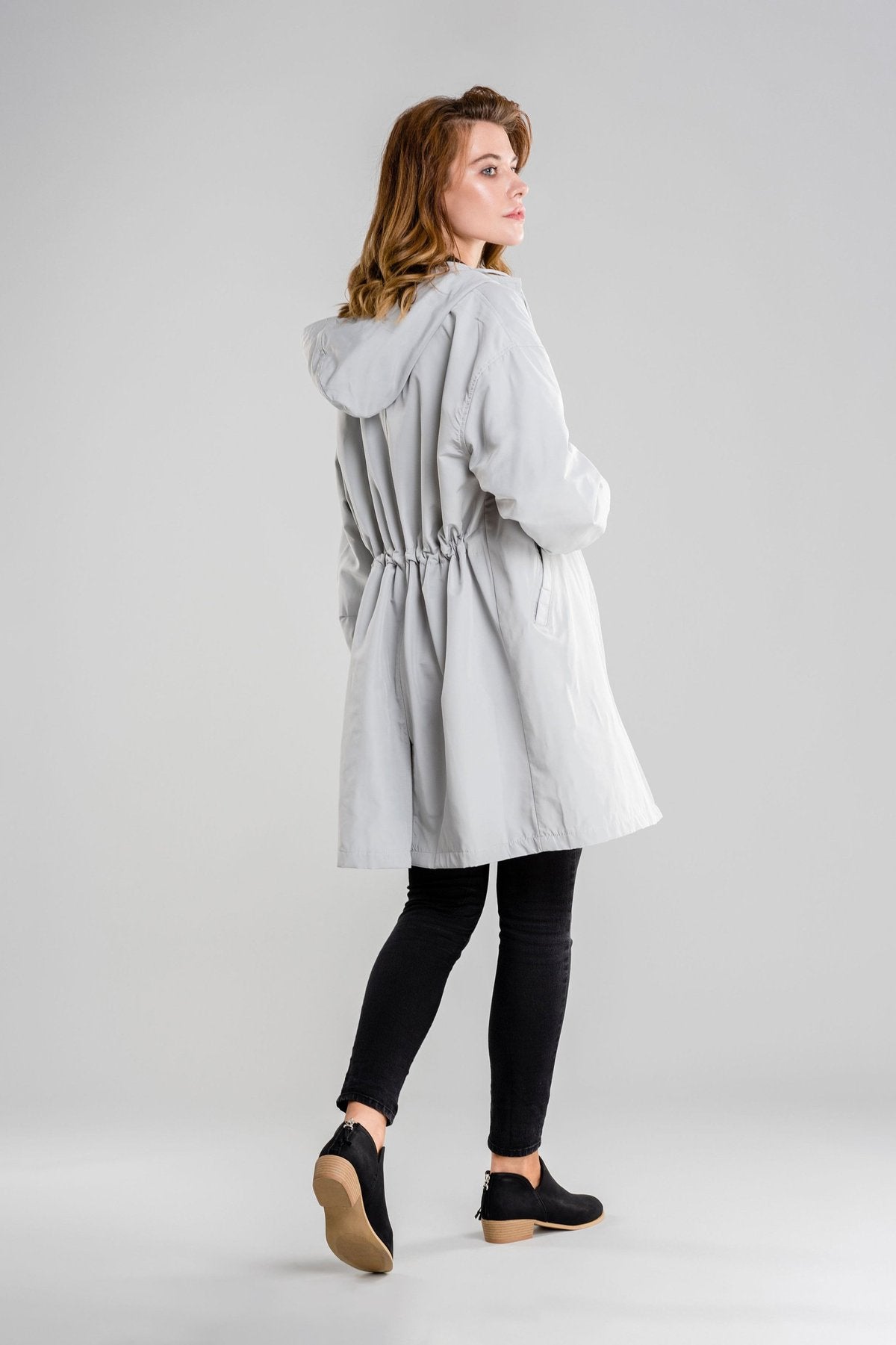 Waterproof windbreaker with hood in oversize rain jacket