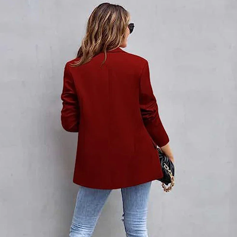Valenzora | Long women's blazer with flap pockets and tailored cut