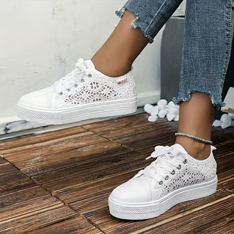 Valenzora | Stylish and airy lace sneakers