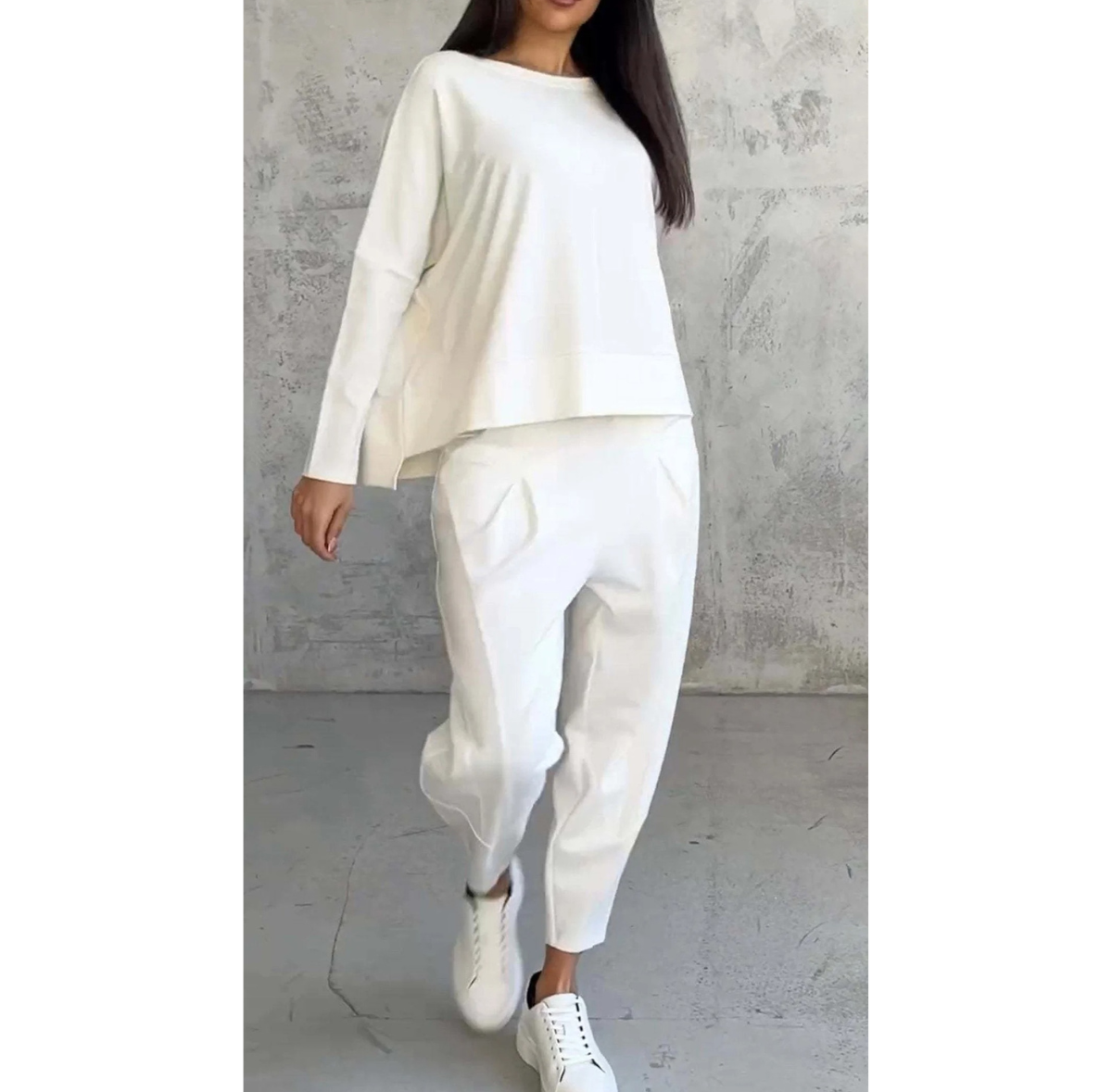 Valenzora | Women's Loungewear Set with Long-Sleeved Top and Relaxed Fit, Two-Piece