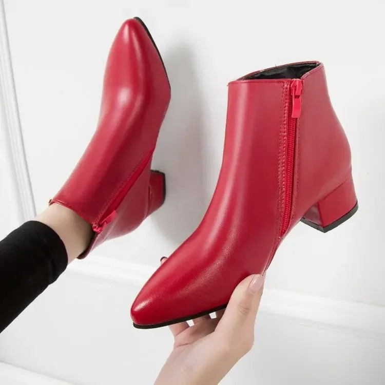 Valenzora | Ankle boots with pointed toe and side zipper, women's ankle boots