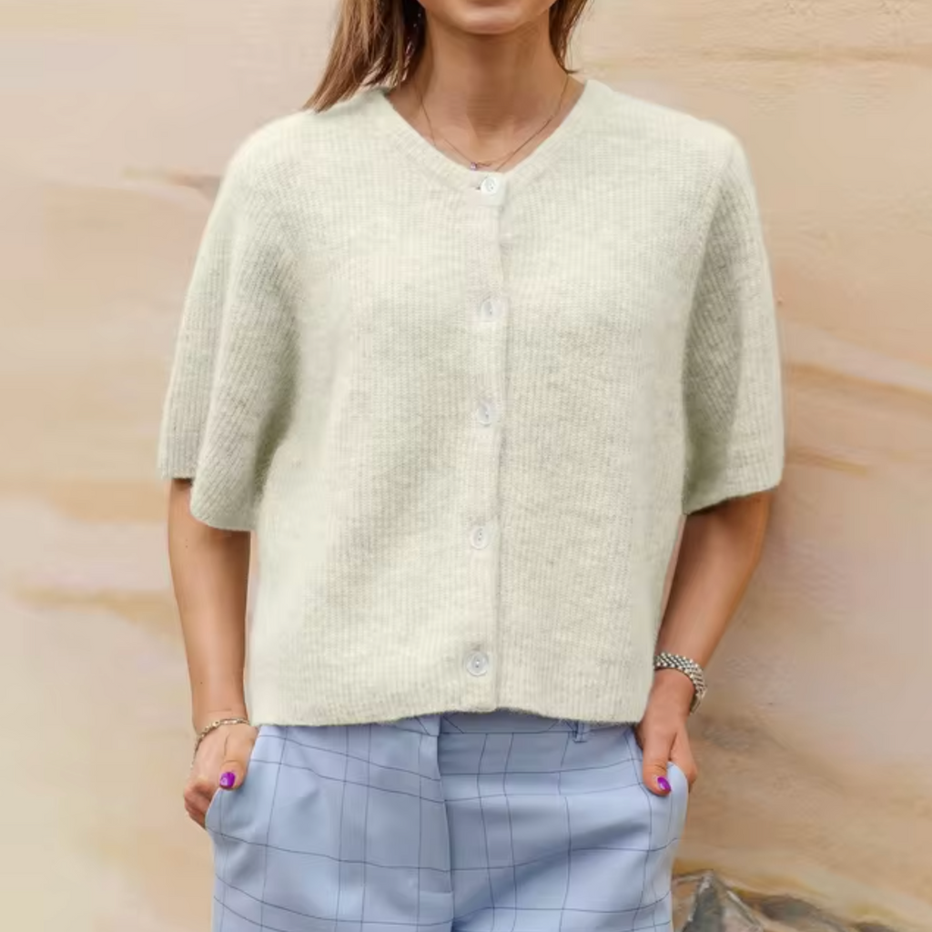 Valenzora | Kurze Strickjacke mit Knöpfen für Damen
