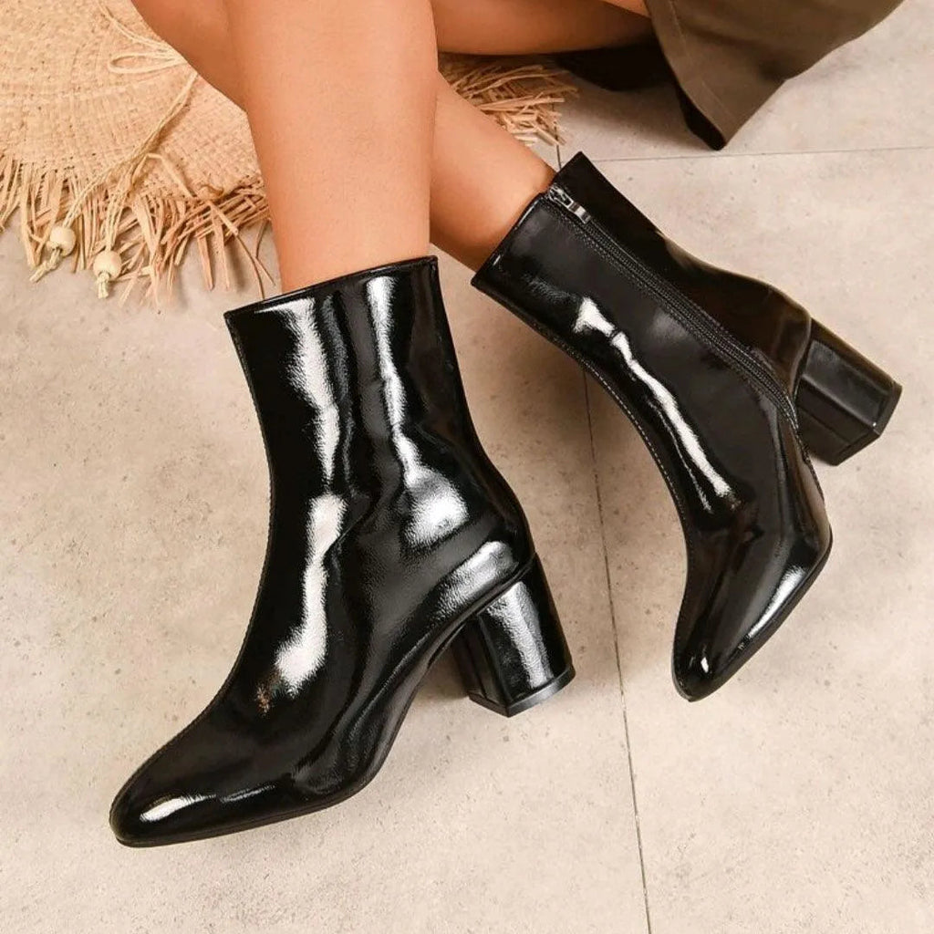 Valenzora | Boots with thick toe