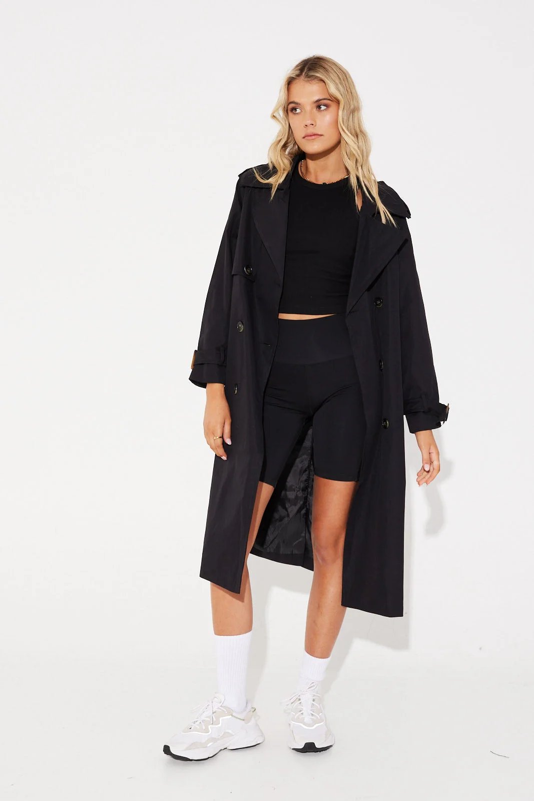 Valenzora | Lightweight windbreaker