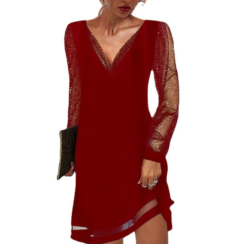 Valenzora | Festliches Kleid mit Spitzenbesatz und V-Ausschnitt
