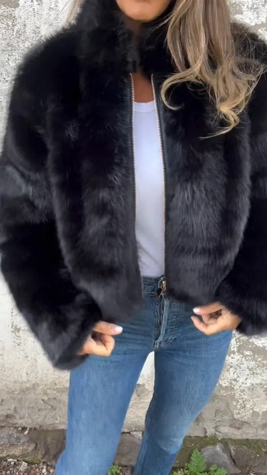 Valenzora | Elegant fur coat with zipper closure