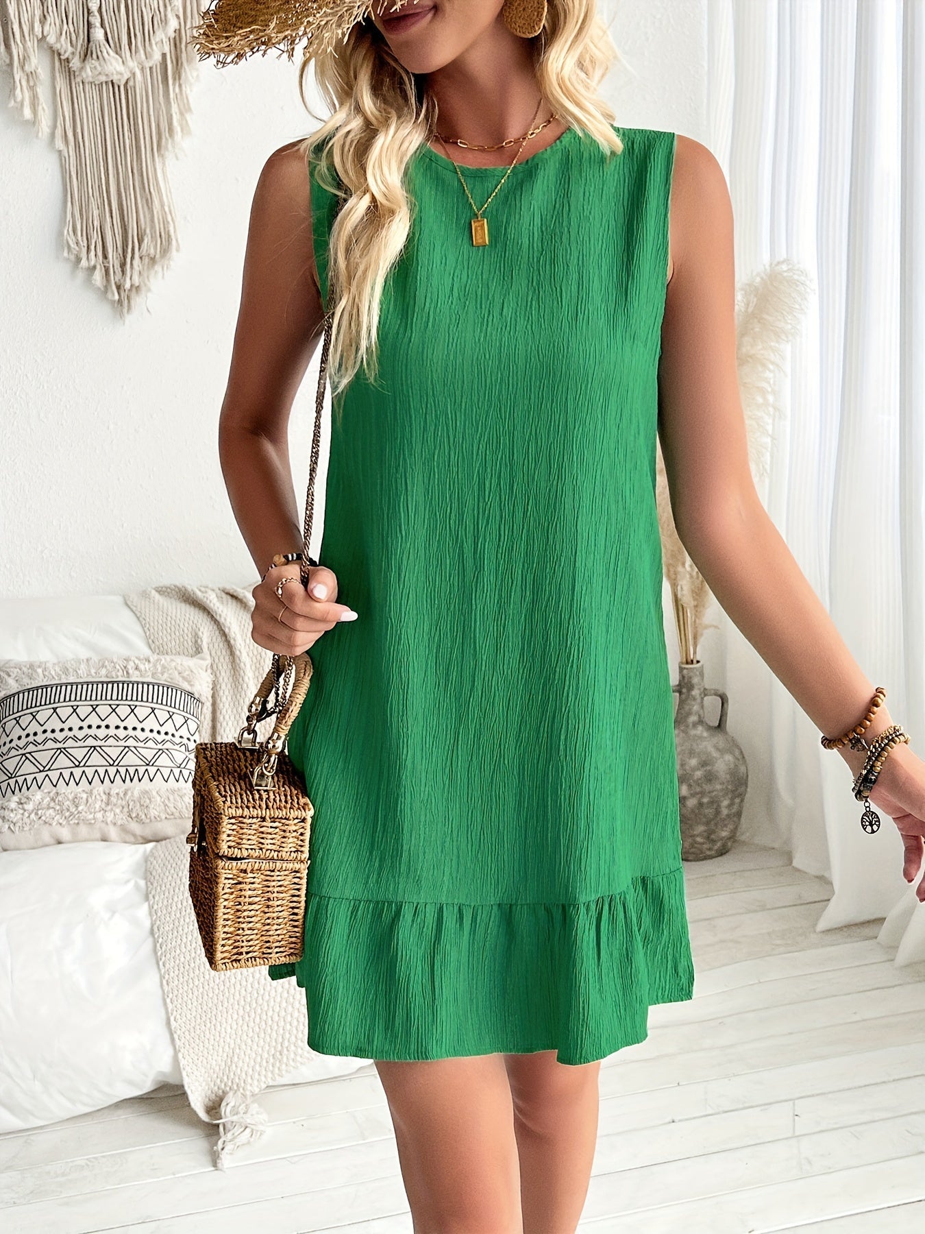 Valenzora | Elegant dress with ruffles, sleeveless for spring and summer