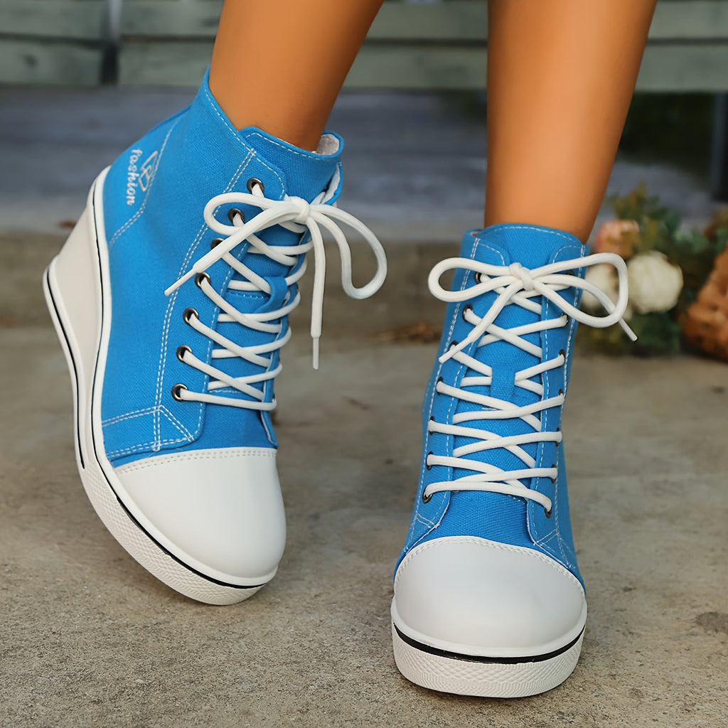 Valenzora | Simple canvas ankle boots with love motif