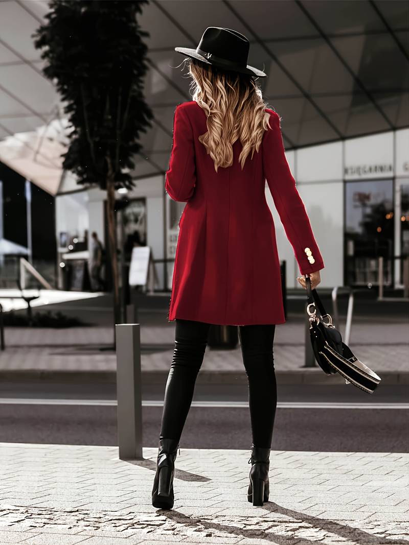 Valenzora wool coat for a flattering fit