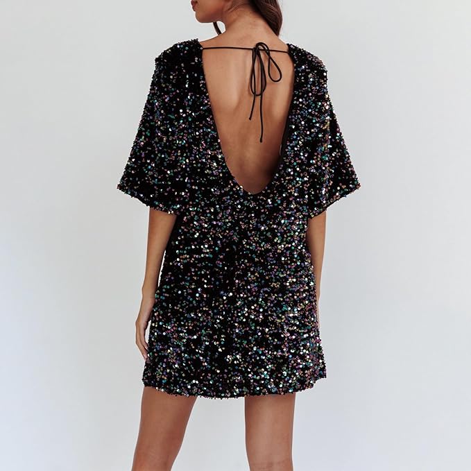 Valenzora | Glittering sequined dress with bell sleeves