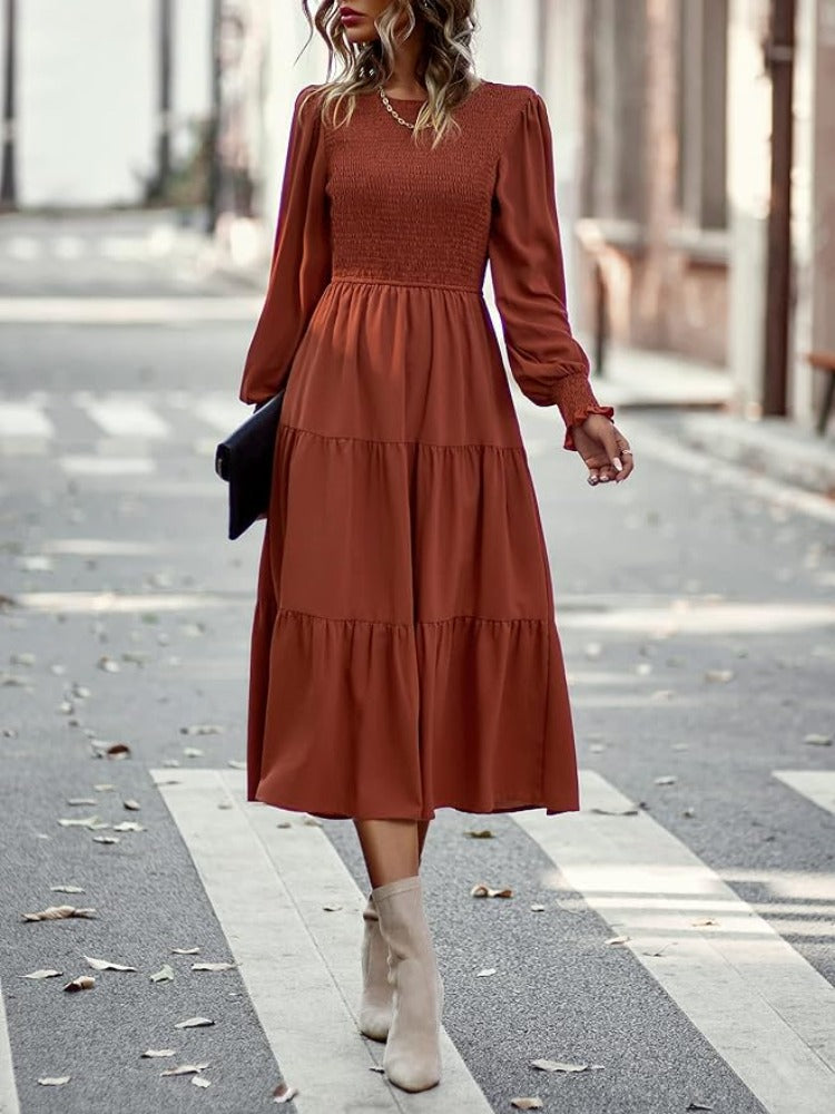 Valenzora | Midi dress with long sleeves and dinner jackets