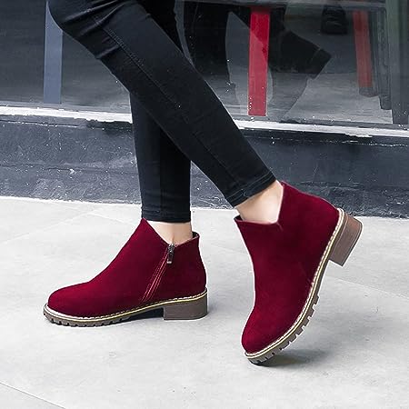 Women's boots with side zipper