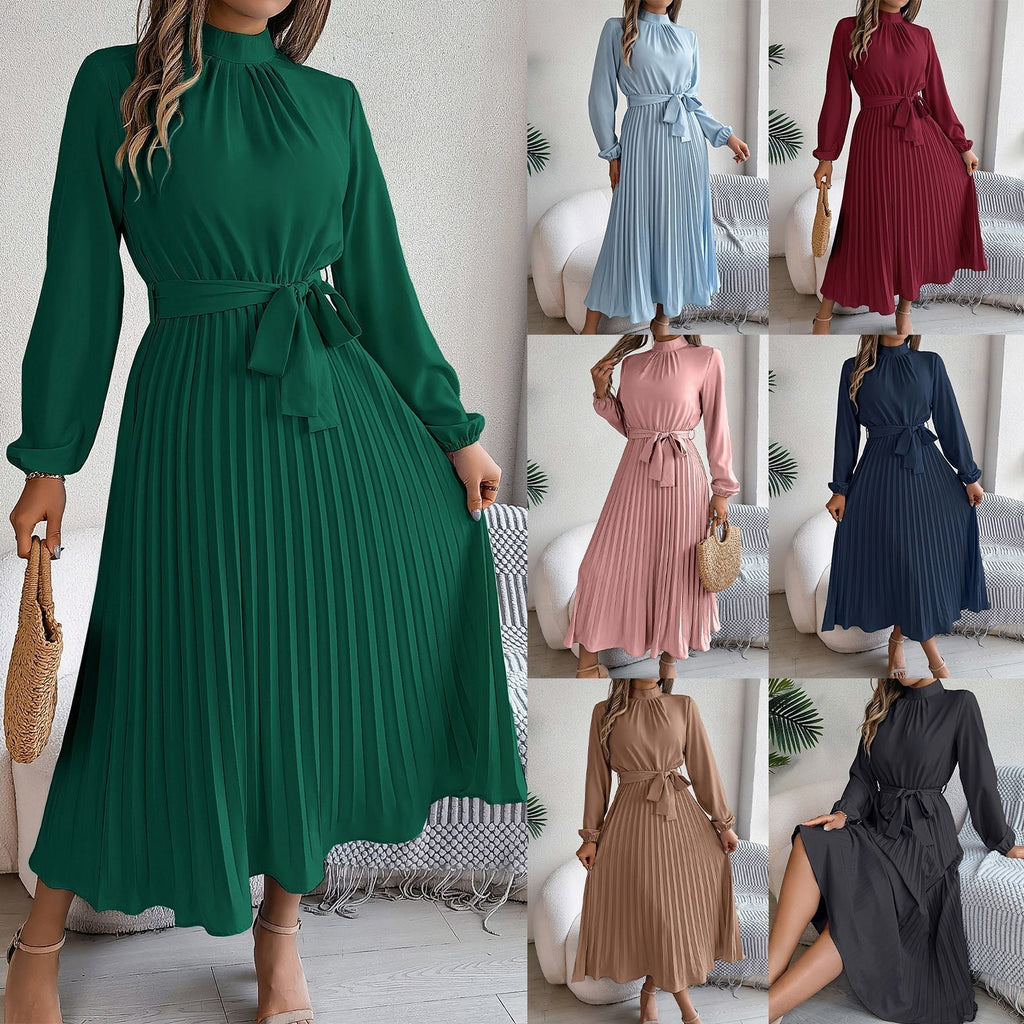 Valenzora | Elegant and timeless pleated dress